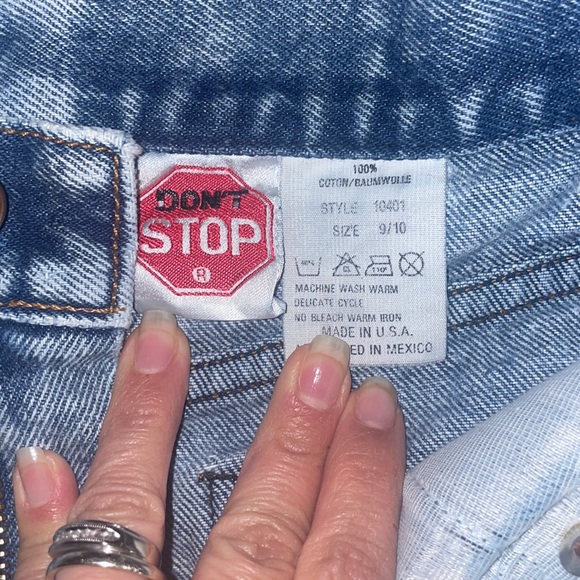 Vintage washed high waisted jeans. - Picture 5 of 9